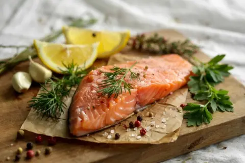 Jak przyprawić rybę do smażenia? Sekrety smaku i aromatu!