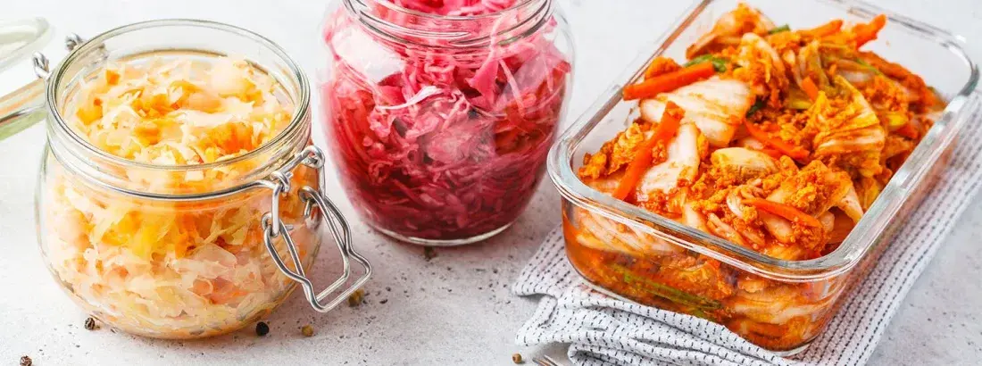 Kimchi: Co to jest, jak smakuje i dlaczego warto je jeść?