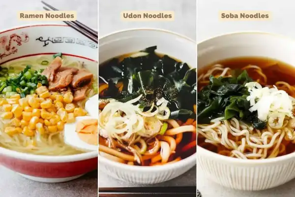 Trzy miski z japońskim makaronem: ramen z jajkiem i kukurydzą, udon z wodorostami i soba z zieloną cebulką.
